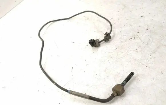 Mercedes-Benz C W204 Lambda probe sensor 0051534528 0071539828