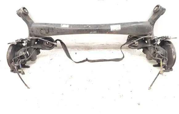 Nissan Qashqai J12 Rear axle beam 