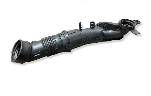 Opel Astra L Air intake hose/pipe 9833016780