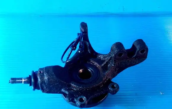 Peugeot 307 Front wheel hub spindle knuckle