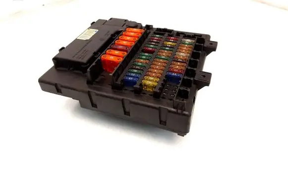 BMW Z4 E85 E86 Fuse module 6905228 8378113
