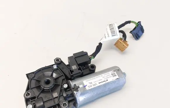Volkswagen ID.5 Sunroof motor/actuator 10A877795 956846516