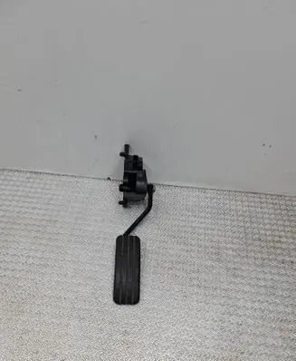 Renault Megane II Accelerator throttle pedal 8200153270