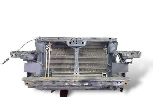 Volkswagen Touareg I Radiator support slam panel bracket 701010089