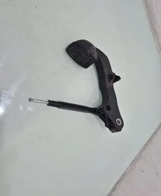 Citroen C4 I Clutch pedal 50262413C