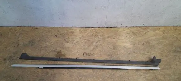 Mercedes-Benz CLS C218 X218 Front sill trim cover A2187200324