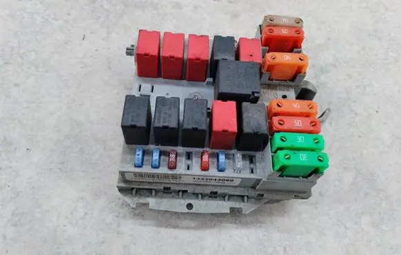 Citroen Jumper Fuse box set 1332043080