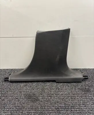 Volvo XC90 (B) pillar trim (bottom) 39829968