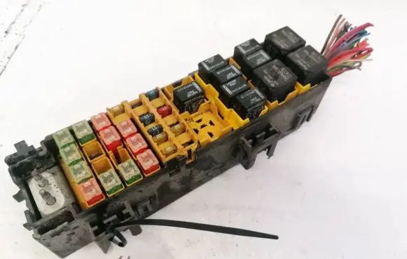 Jeep Grand Cherokee (WJ) Fuse box set 56042968AH 04848879AA
