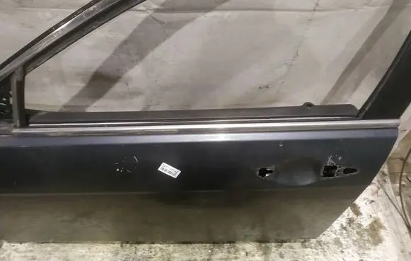 Honda Accord Front door glass trim molding 