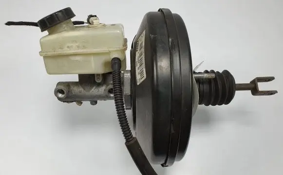 Mercedes-Benz B W245 Brake booster A1694300230