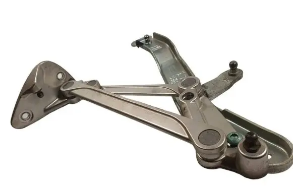 Volkswagen Phaeton Tailgate/trunk/boot hinge 3D5827583
