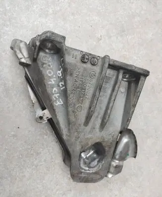 BMW X5 E70 Engine mounting bracket 6790022 58091210 NAC42100