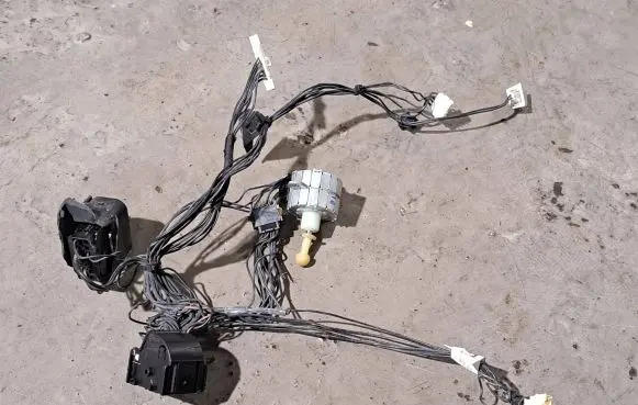 BMW M2 F87 Headlight level adjustment motor 90118580 7046049