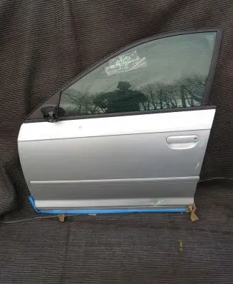 Audi A4 S4 B7 8E 8H Front door
