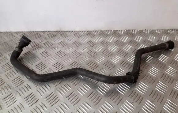 BMW 5 F10 F11 Engine coolant pipe/hose