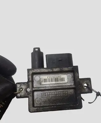 BMW 1 E81 E87 Glow plug pre-heat relay 779800003