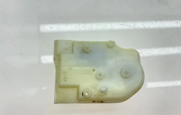 Subaru Legacy Tailgate boot lock/latch motor 