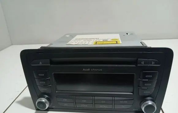 Audi A3 S3 8P Radio/CD/DVD/GPS head unit 8P0035152F 7640275380 AUZ1Z2K1412650