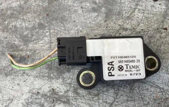 Peugeot 607 Airbag deployment crash/impact sensor 9651465480 240104A9 P2T100485125