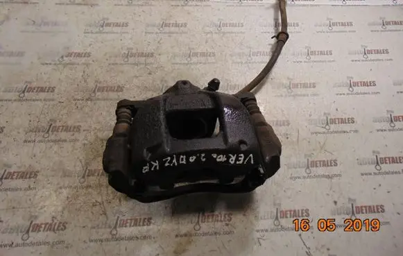 Toyota Verso Front brake caliper