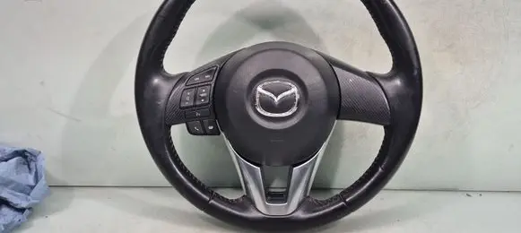 Mazda 3 III Steering wheel 