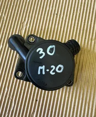 Mercedes-Benz E W212 Oil breather separator A6420100591