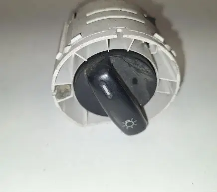Skoda Octavia Mk2 (1Z) Light switch 1Z0941431C 74850047
