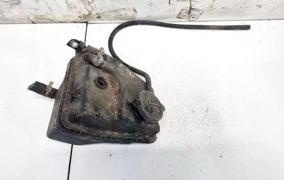 Peugeot 406 Coolant expansion tank/reservoir 9618981480