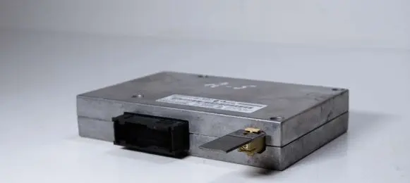 Audi A4 S4 B8 8K Bluetooth control unit module 8T0862335C