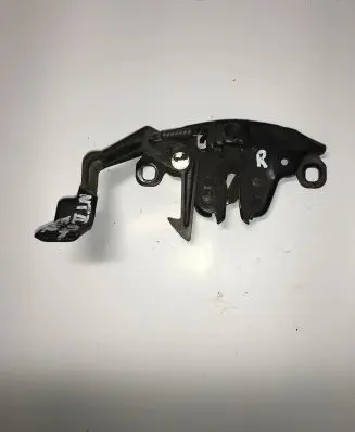 Nissan Terrano Engine bonnet/hood lock/catch