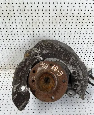 BMW 1 E81 E87 Front wheel hub spindle knuckle 6764443 122012