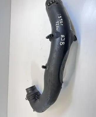 Intercooler hose/pipe