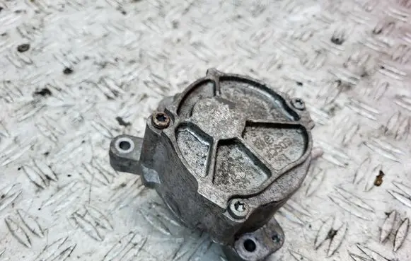 Vacuum pump
