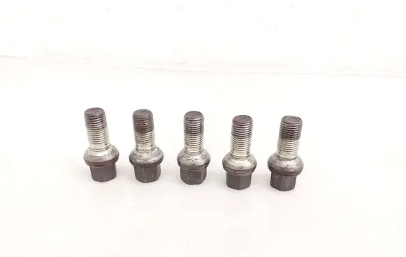 Audi A6 Allroad C7 Nuts/bolts 