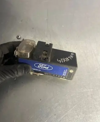 Volkswagen Sharan Coolant fan relay 7M0000317 95VW8653AA