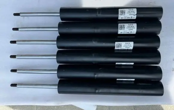 Volkswagen Passat Alltrack Front shock absorber/damper