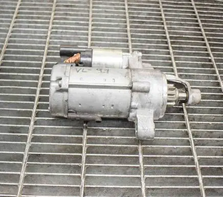 Audi A5 8T 8F Starter motor