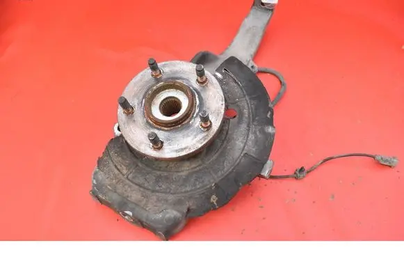 Front wheel hub spindle knuckle