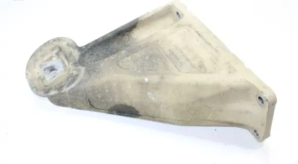 Land Rover Range Rover L322 Engine mounting bracket 6754410
