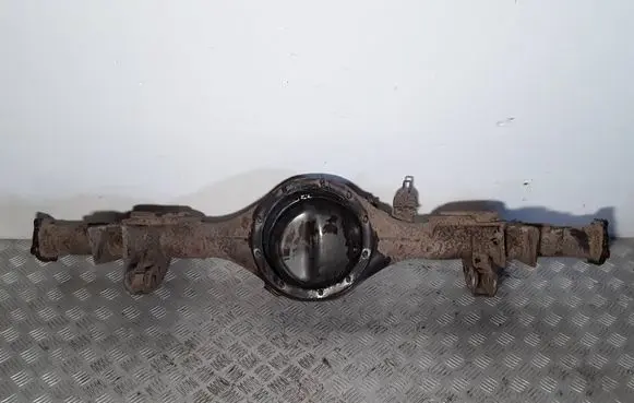 Mitsubishi Pajero Rear axle beam 