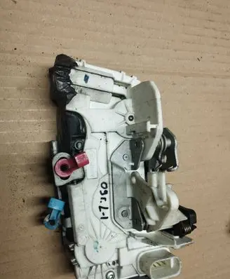 Chrysler Voyager Front door lock P04589281AH