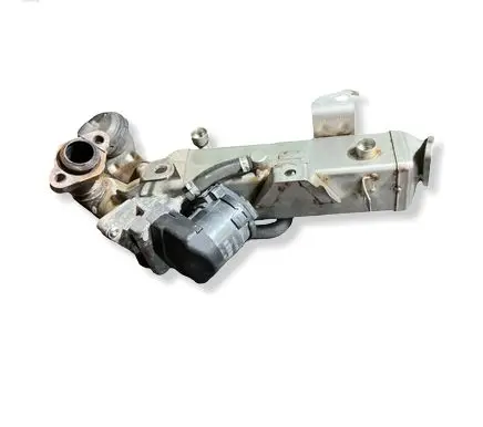 BMW 1 F20 F21 EGR valve cooler 781075107 86886