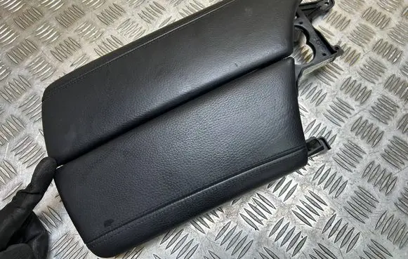 BMW 5 F10 F11 Armrest 9216890 3666973 550228103011388