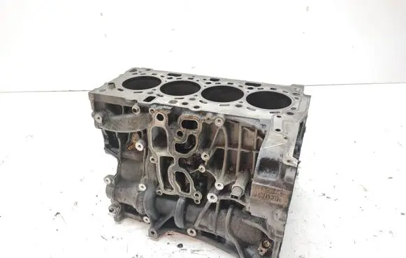 BMW 5 F10 F11 Engine block 7810596 N47D20C