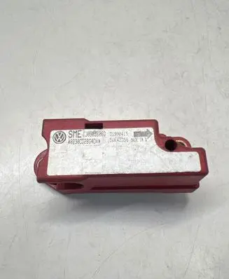 Volkswagen Golf IV Airbag deployment crash/impact sensor 1J0909606D 5WK42350 31990415