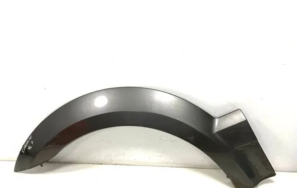 KIA Sorento Front arch trim 877113E001