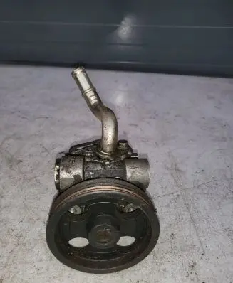 Subaru Forester SG Power steering pump