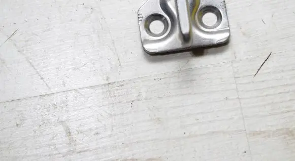 Volvo V40 Front door lock loop/hook striker 