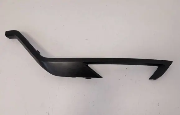 Volvo XC60 Front bumper splitter molding 32227911